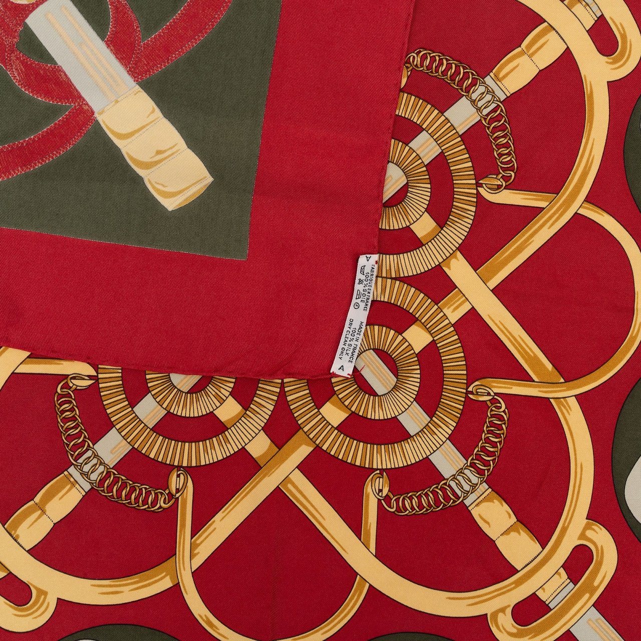 Hermès Grand Apparat Silk Carre 90 Scarf Tuch Rood