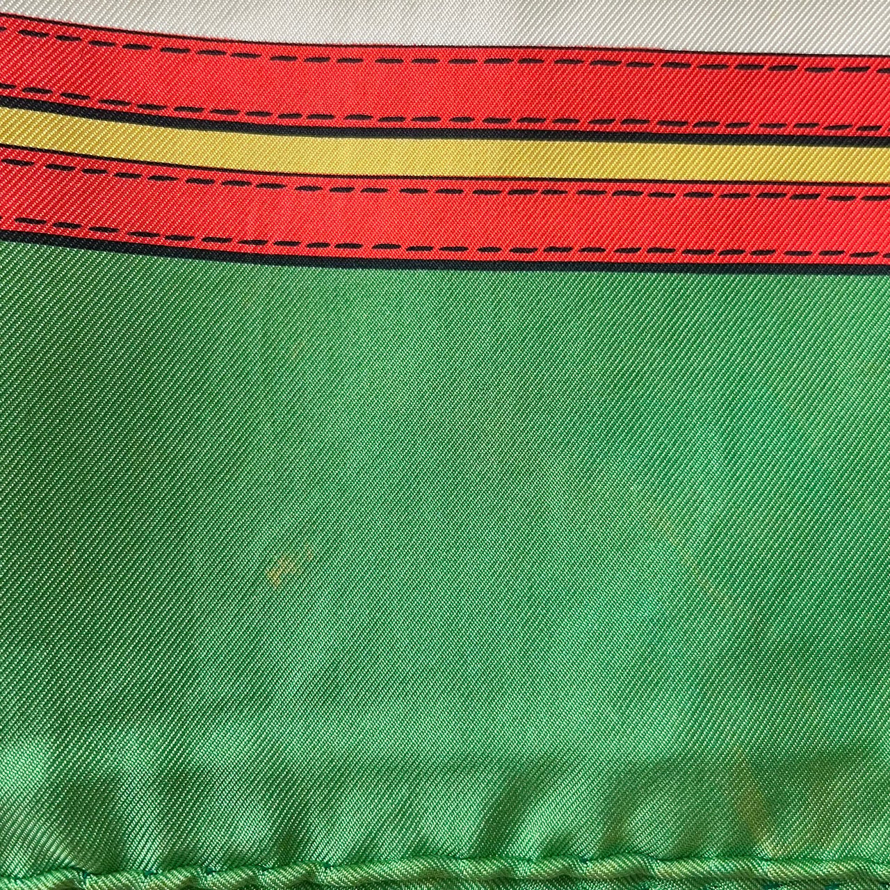 Hermès Ecuries Silk Carre 90 Scarf Tuch Groen