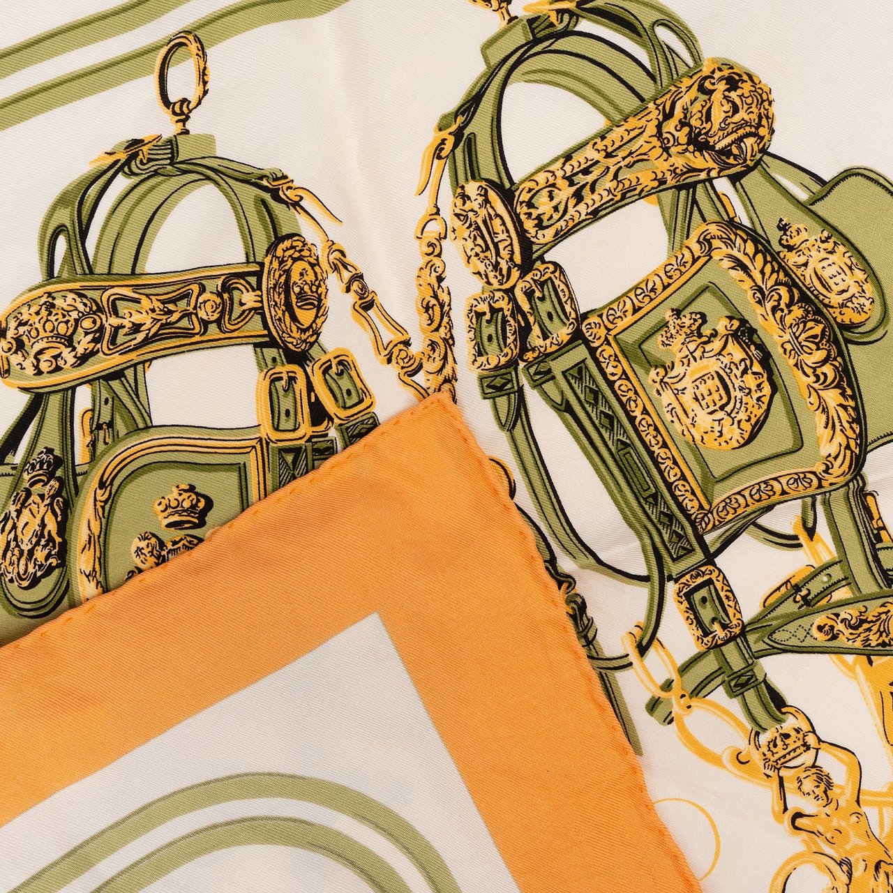 Hermès Brides de Gala Silk 40 Scarf Tuch Oranje