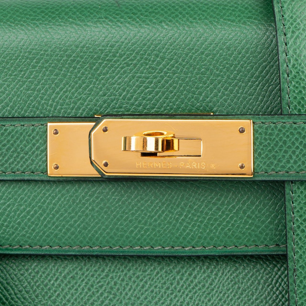 Hermès veau Courchevel Leather Kelly Sellier 32 Handbag Groen