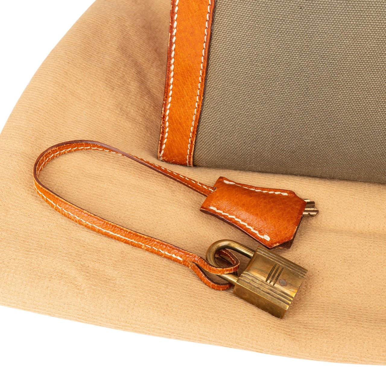 Hermès Classic Bicolor Kelly 32 Handbag Groen