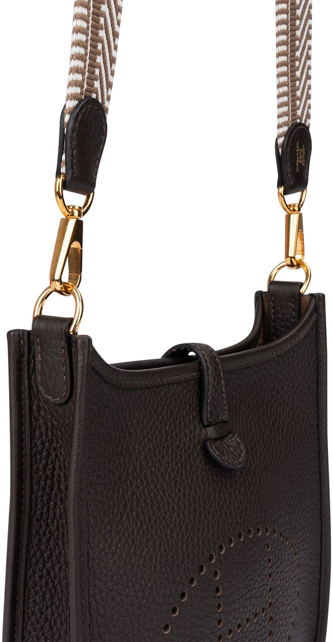 Hermès Hermès Brun Amazone Taurillon Clemence Evelyne 16 Crossbody Bruin