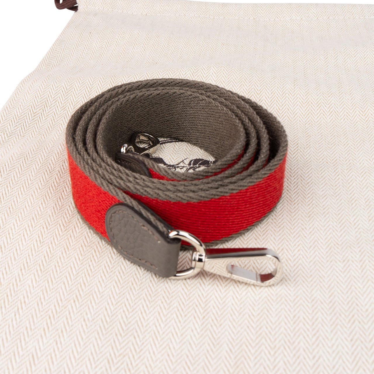 Hermès Hermès Etain Palladium Taurillon Clemence Evelyne 16 Crossbody Bag Divers