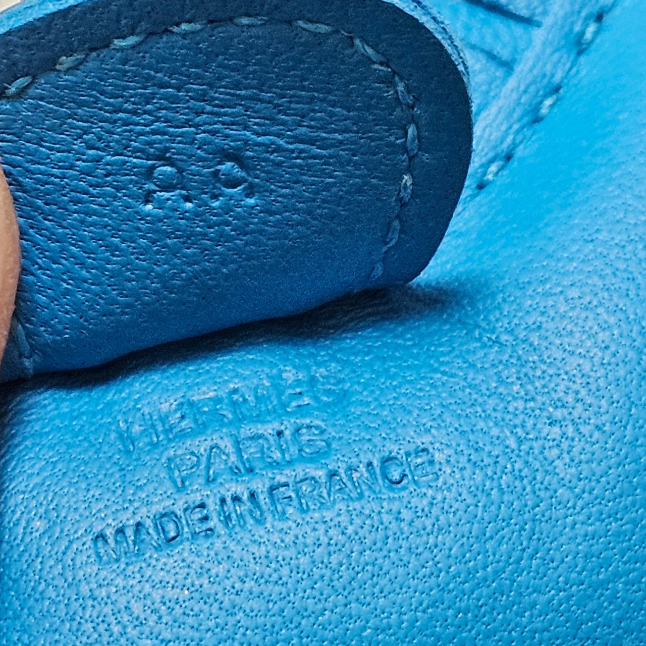 Hermès Hermès Blue Leather Rodeo Pendant Blauw