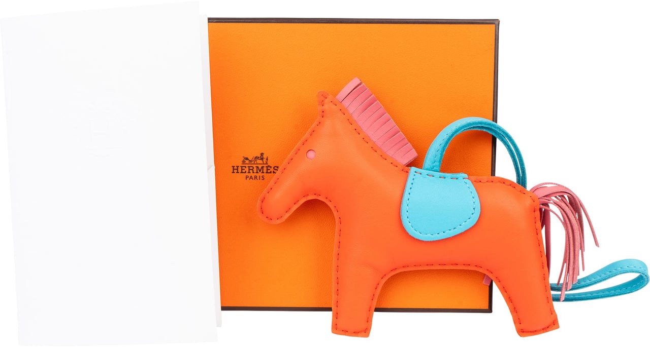 Hermès Hermès Tricolor Leather Rodeo MM Pendant Oranje