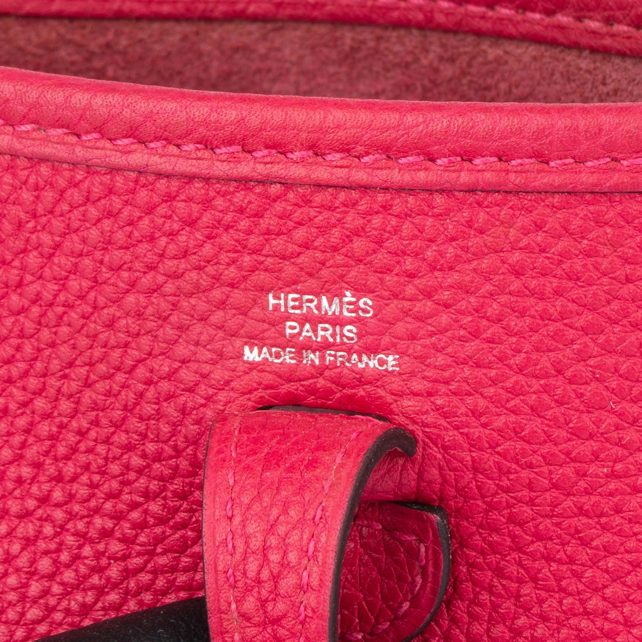 Hermès Hermès Rose Shocking Maurice Evelyne 16 Crossbody Bag Roze