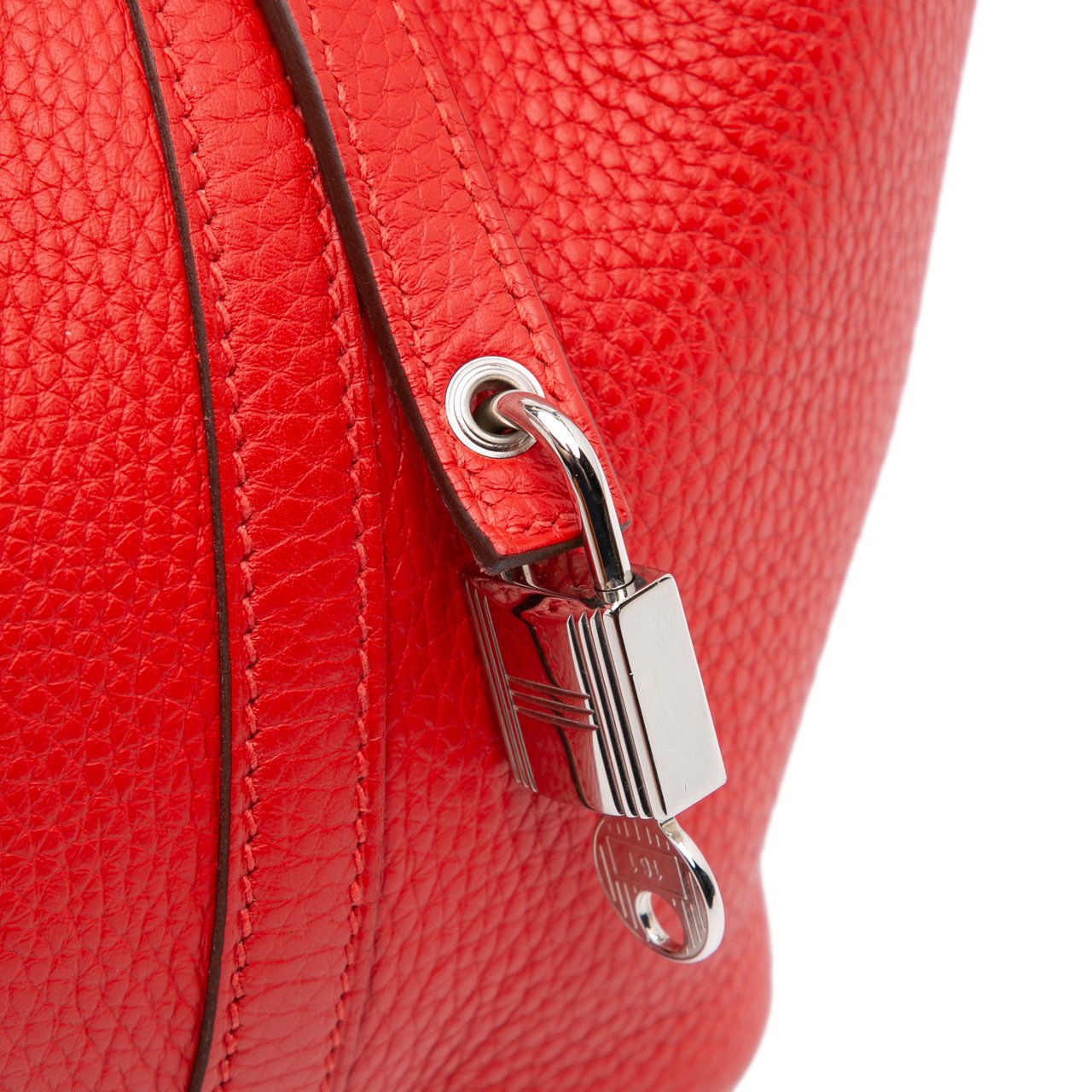 Hermès Clemence Picotin Lock 18 Rood