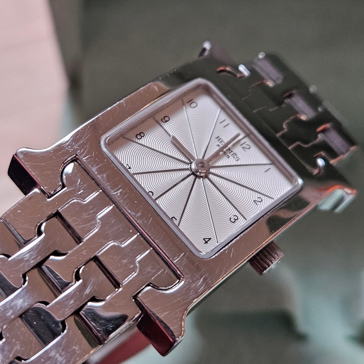 Hermès Hermès Silver Tone Heure H Women Watch HH1.210 Zilver