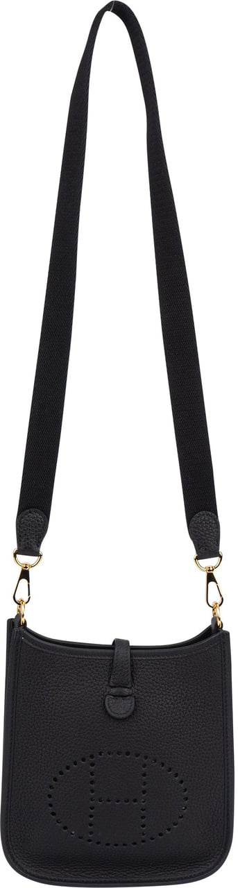 Hermès Hermès Clemence Leather Evelyne 16 Crossbody Bag Zwart