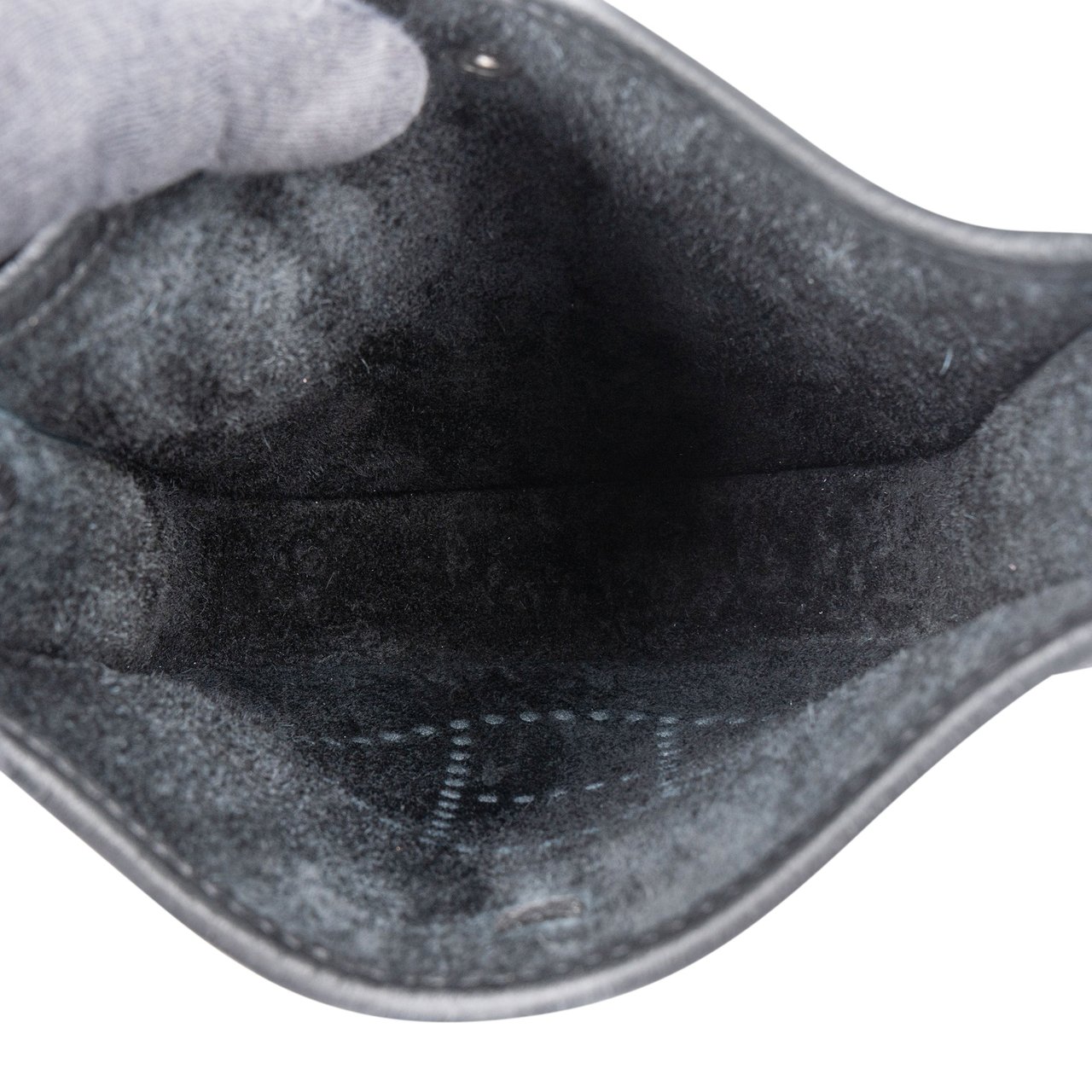 Hermès Hermès Clemence Leather Evelyne 16 Crossbody Bag Zwart