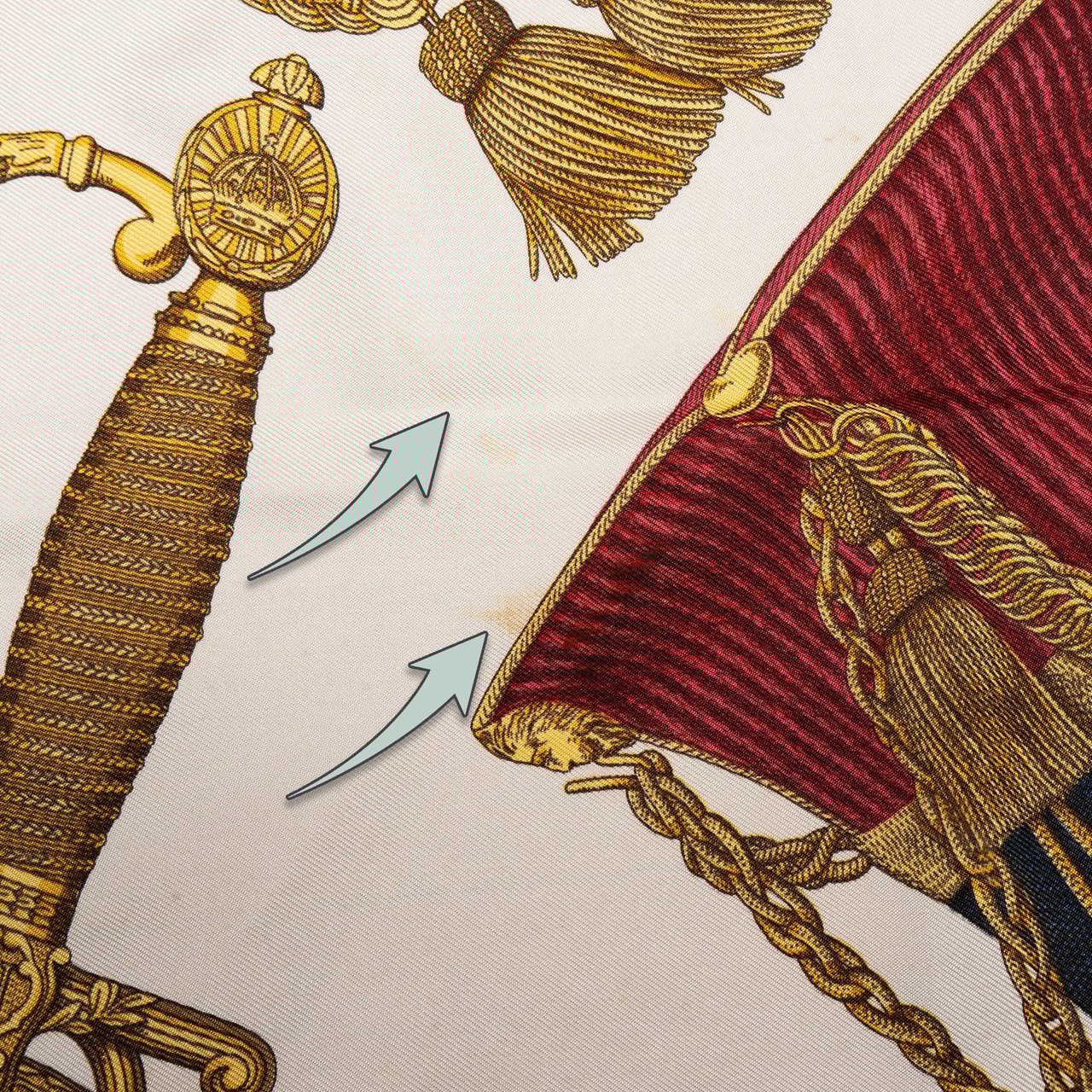 Hermès Hermès Classic "Grand Uniforme" Silk Carre 90 Scarf Tuch Blauw