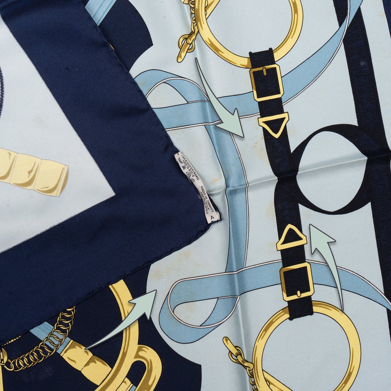 Hermès Hermès Classic "Eperon d`Or" Silk Carre 90 Scarf Tuch Blauw