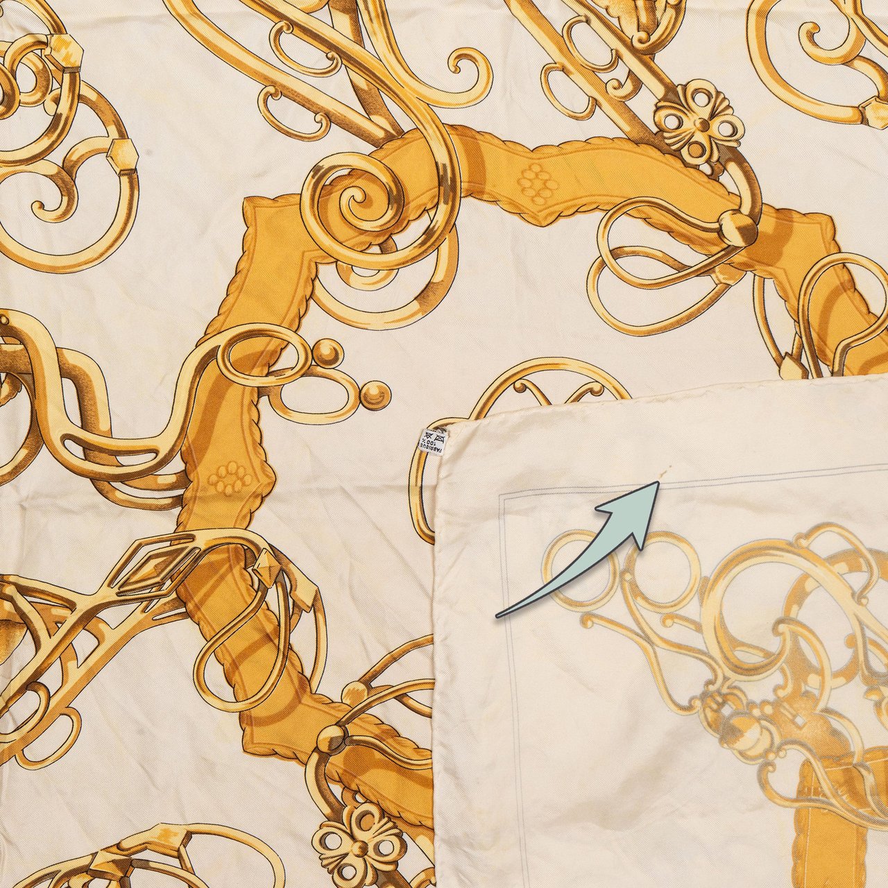 Hermès Hermès Classic "Profiles" Silk Carre 90 Scarf Tuch Wit