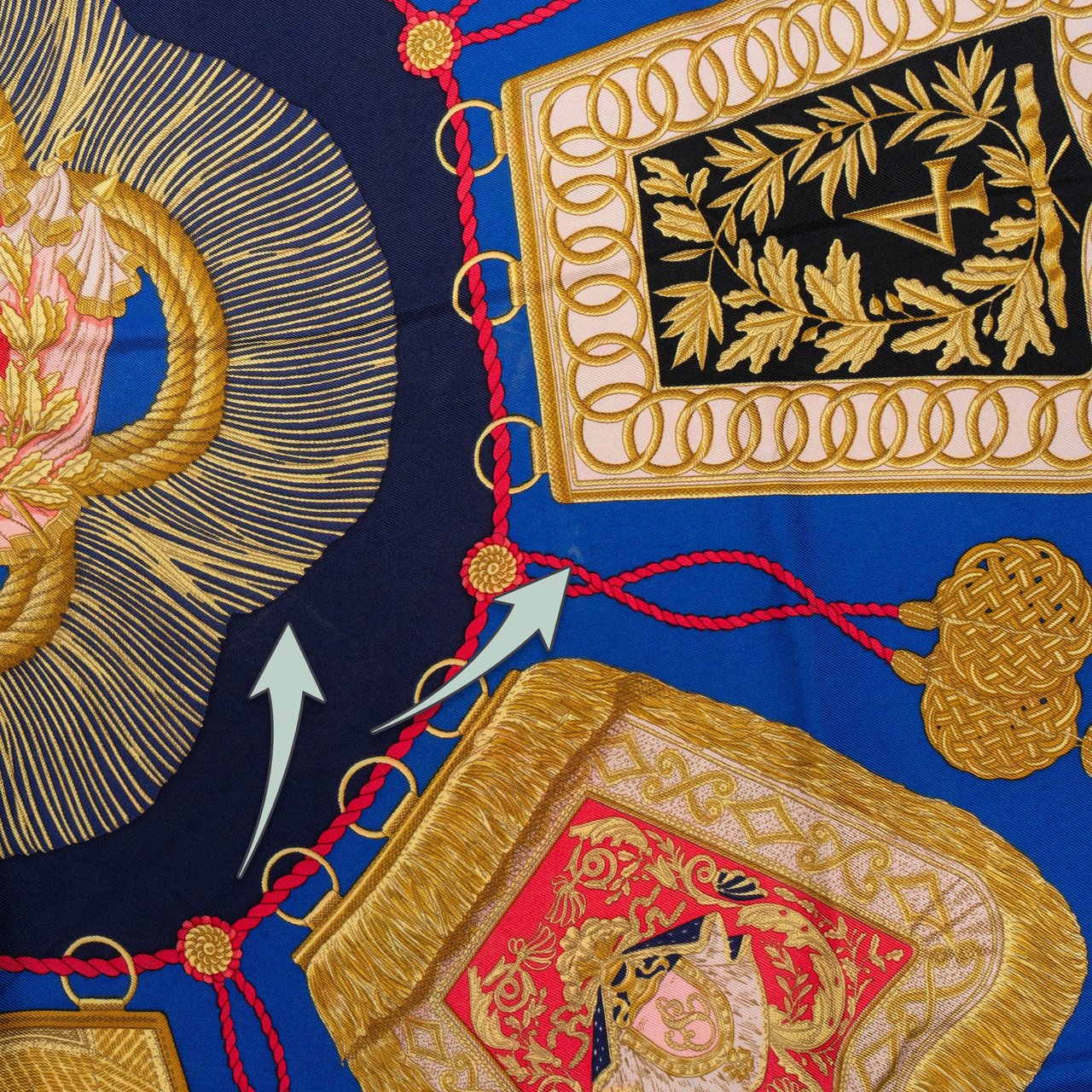 Hermès Hermès Classic "Poste et Cavalerie" Silk Carre 90 Scarf Tuch Blauw