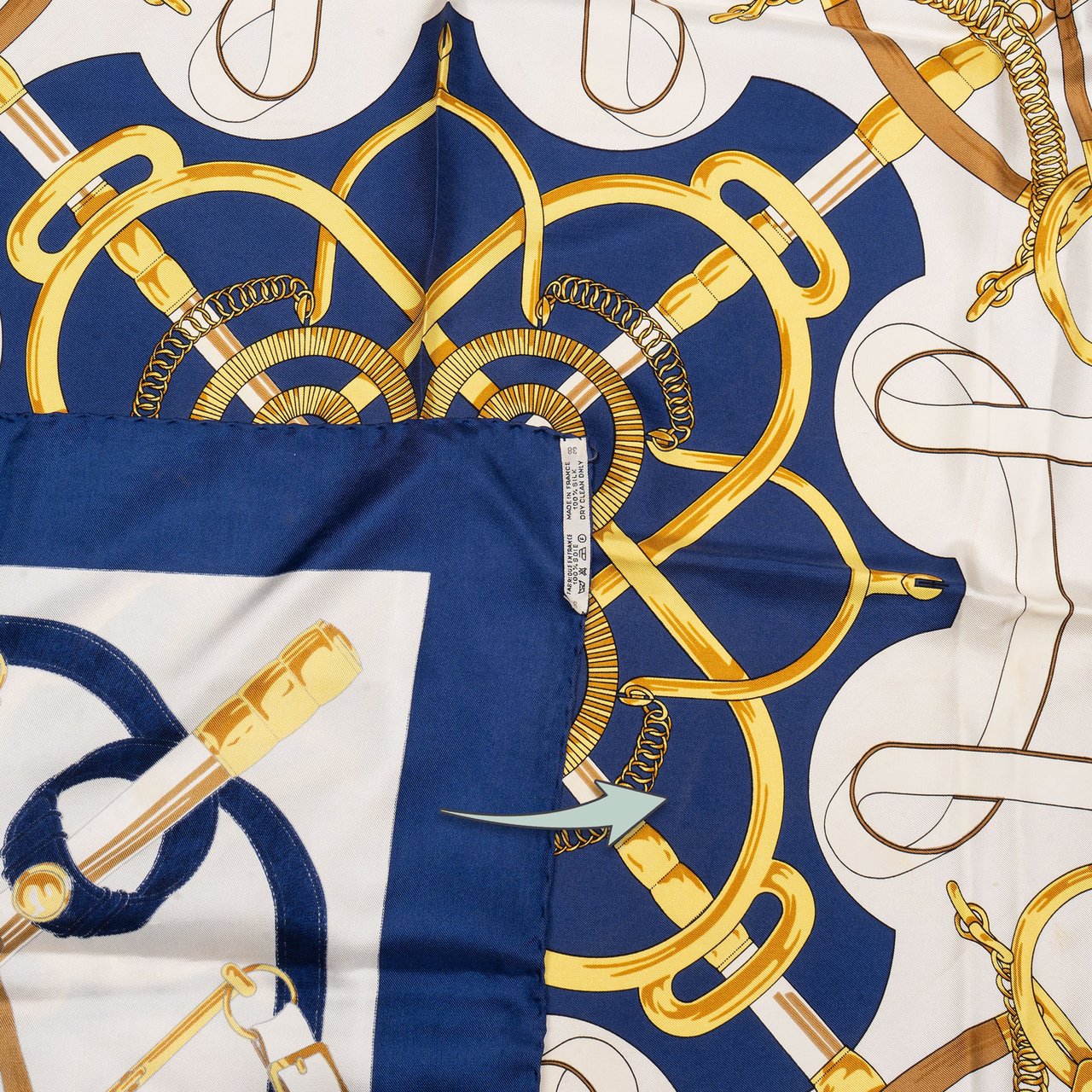 Hermès Hermès Classic "Eperon d´Or" Silk Carre 90 Scarf Tuch Blauw