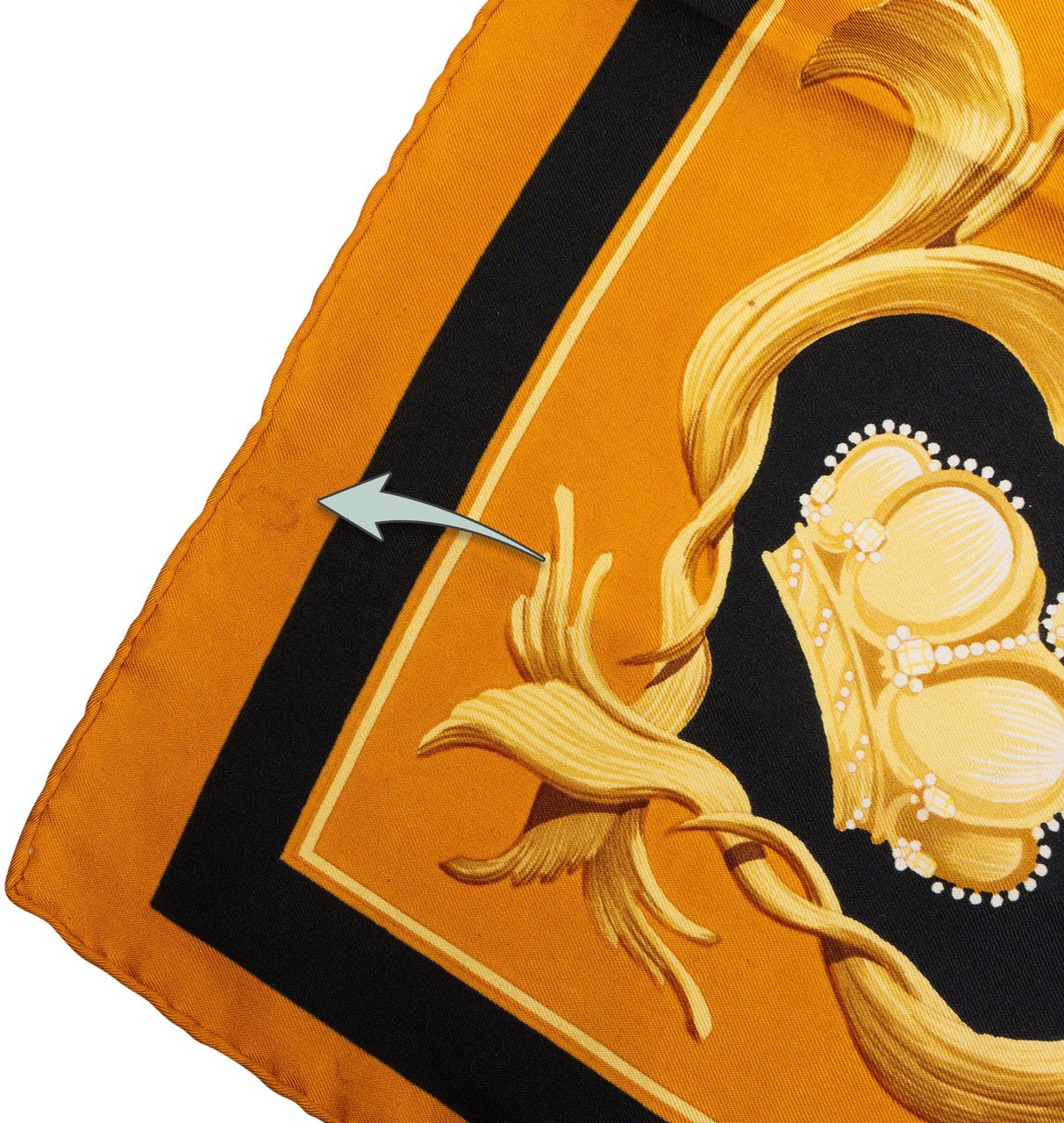 Hermès Classic "Krona" Silk Carre 90 Scarf Tuch Geel