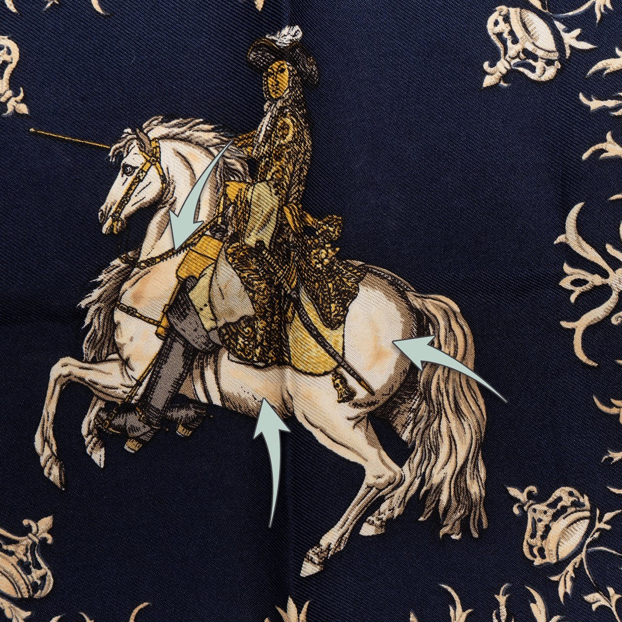 Hermès Hermès Classic "LVDOVICVS MAGNVS" Silk Carre 90 Scarf Tuch Blauw