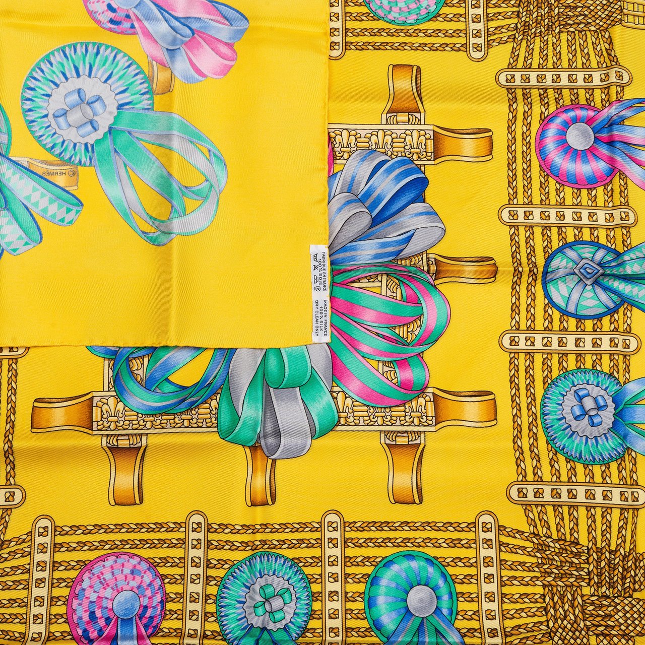 Hermès Hermès Classic "LES RUBANS DU CHEVAL" Silk Carre 90 Scarf Tuch Geel