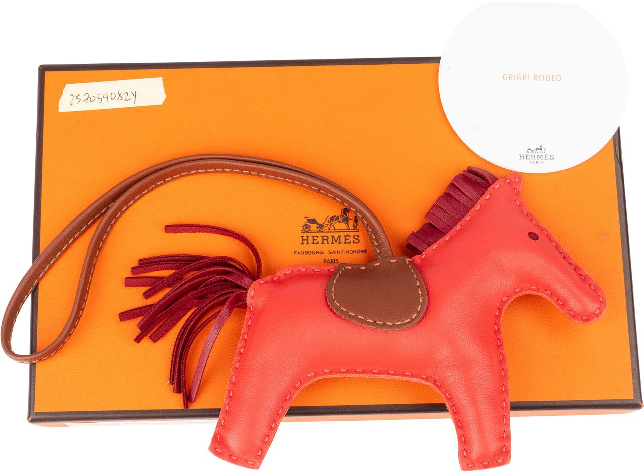 Hermès Hermès Tricolor Leather Rodeo MM Pendant Rood