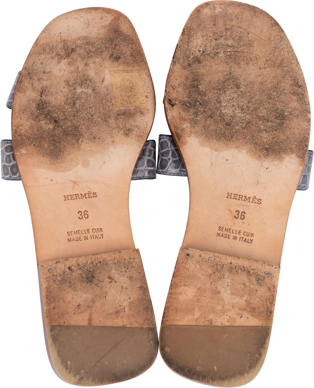 Hermès Hermès Bleu Crocodile Oran Sandals (36) Blauw