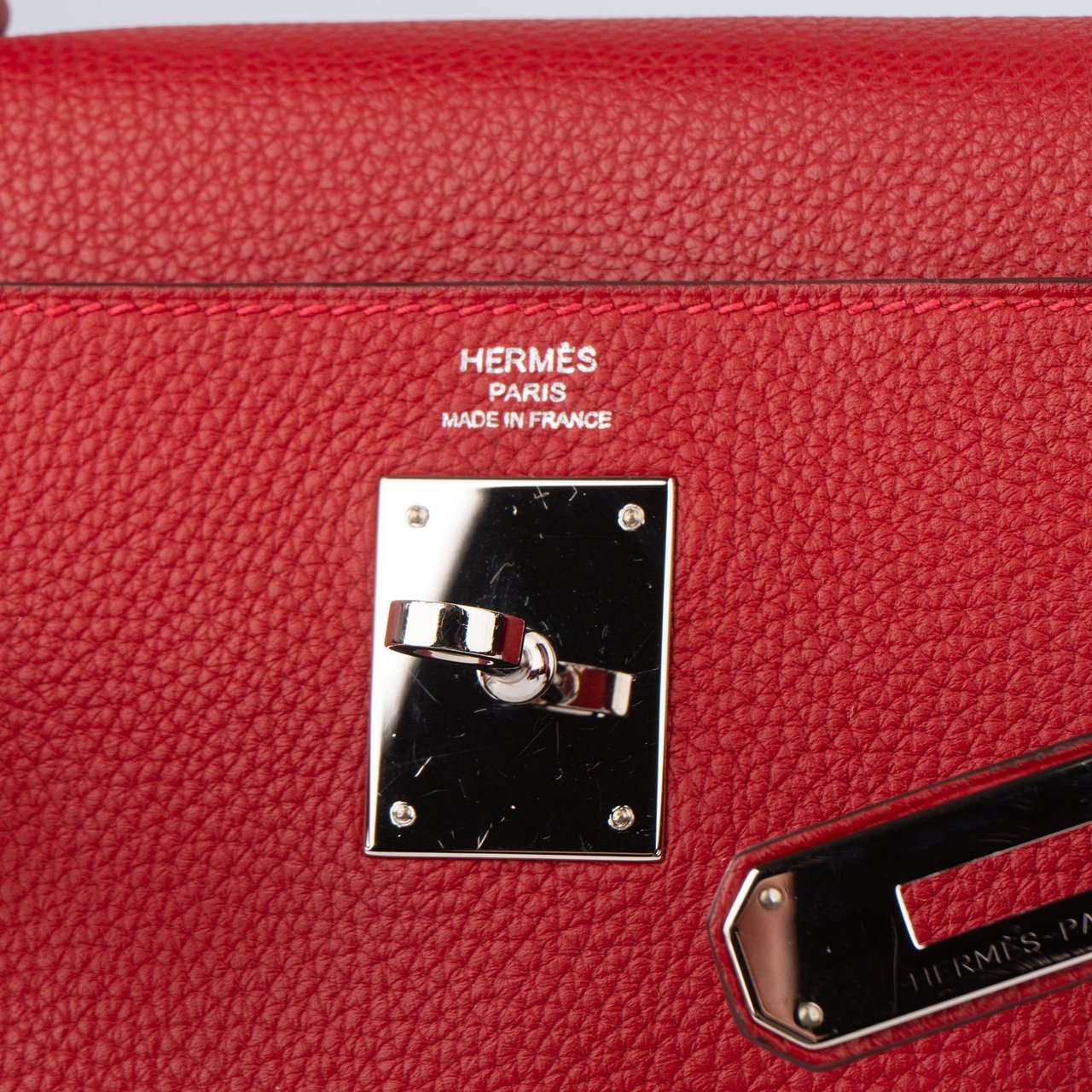 Hermès Hermès Rouge Taurillon Clemence Leather Kelly 28 Handbag Rood