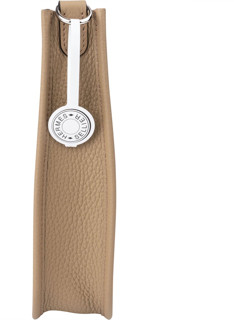 Hermès Hermès Clemence Leather Evelyne 16 Crossbody Bag Bruin