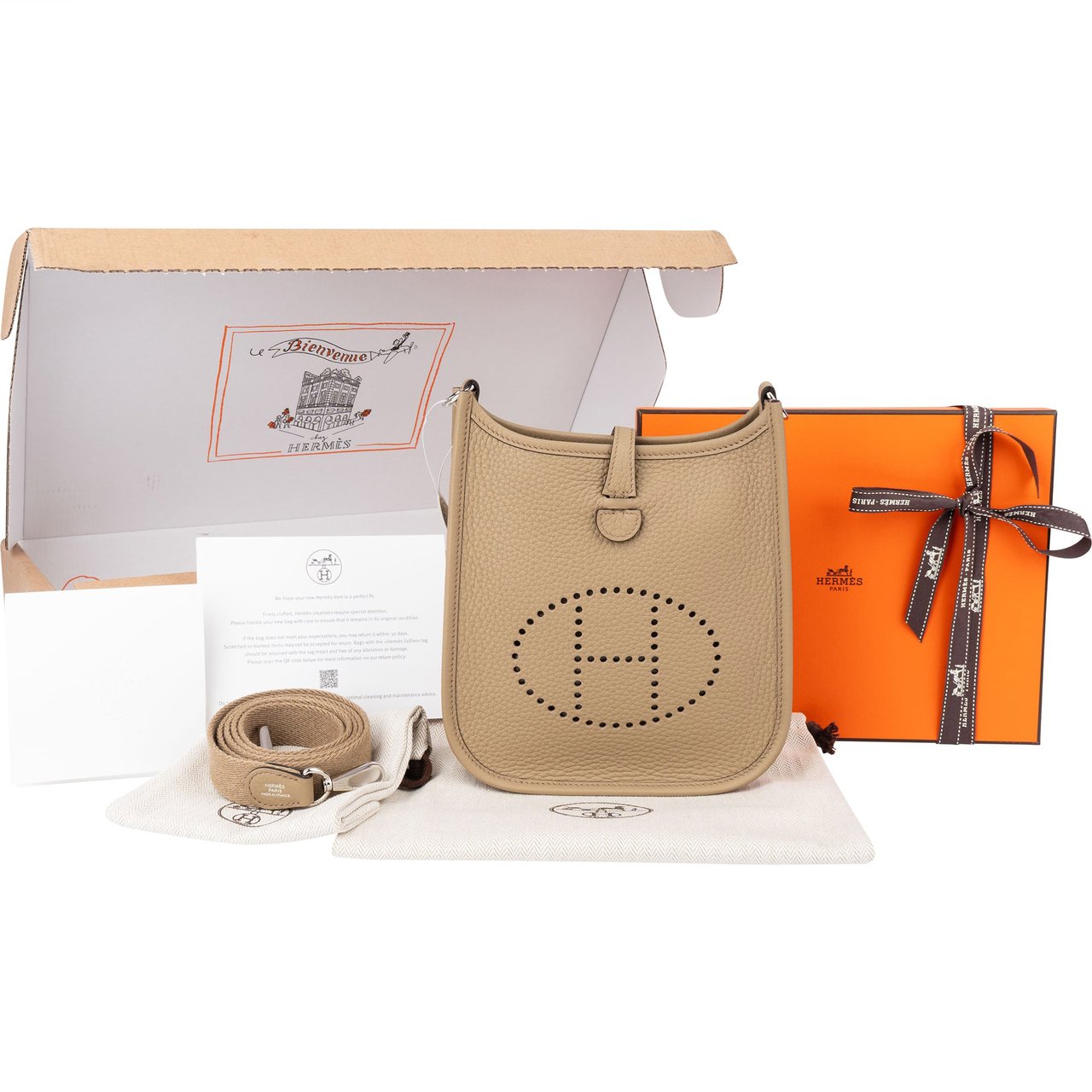 Hermès Hermès Clemence Leather Evelyne 16 Crossbody Bag Bruin