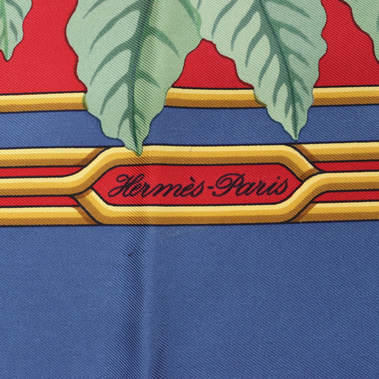 Hermès Hermès Carré 90 "LES PERROQUETS" Silk Scarf Maroon