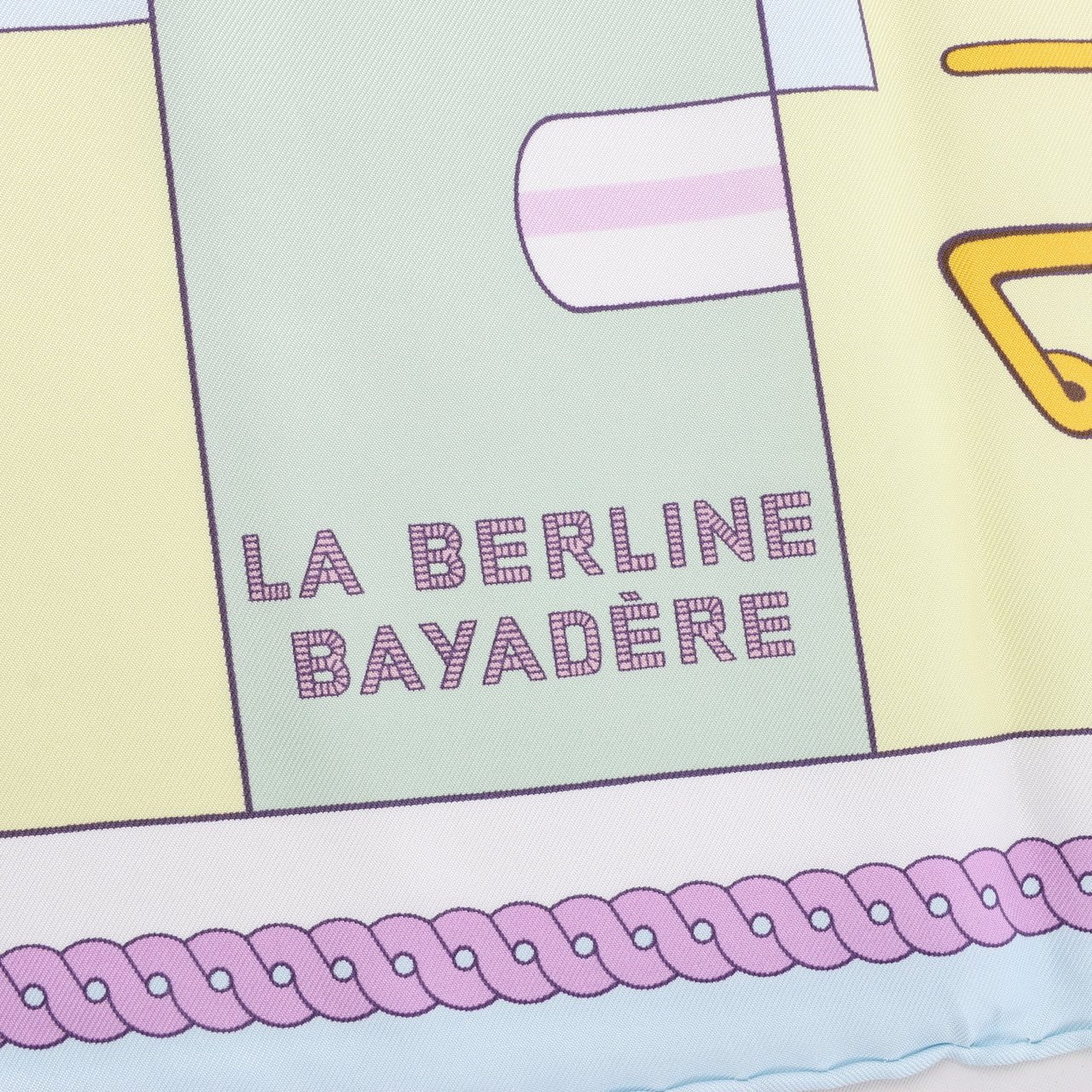 Hermès Hermes Carré 90 "LA BERLINE BAYADERE" Silk handkerchief in Pastel Divers