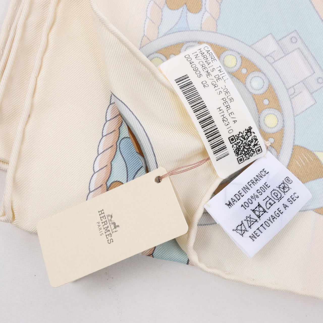 Hermès Hermes Carré 90 "HARNAIS DE COEUR" Silk handkerchief in Multicolor Divers