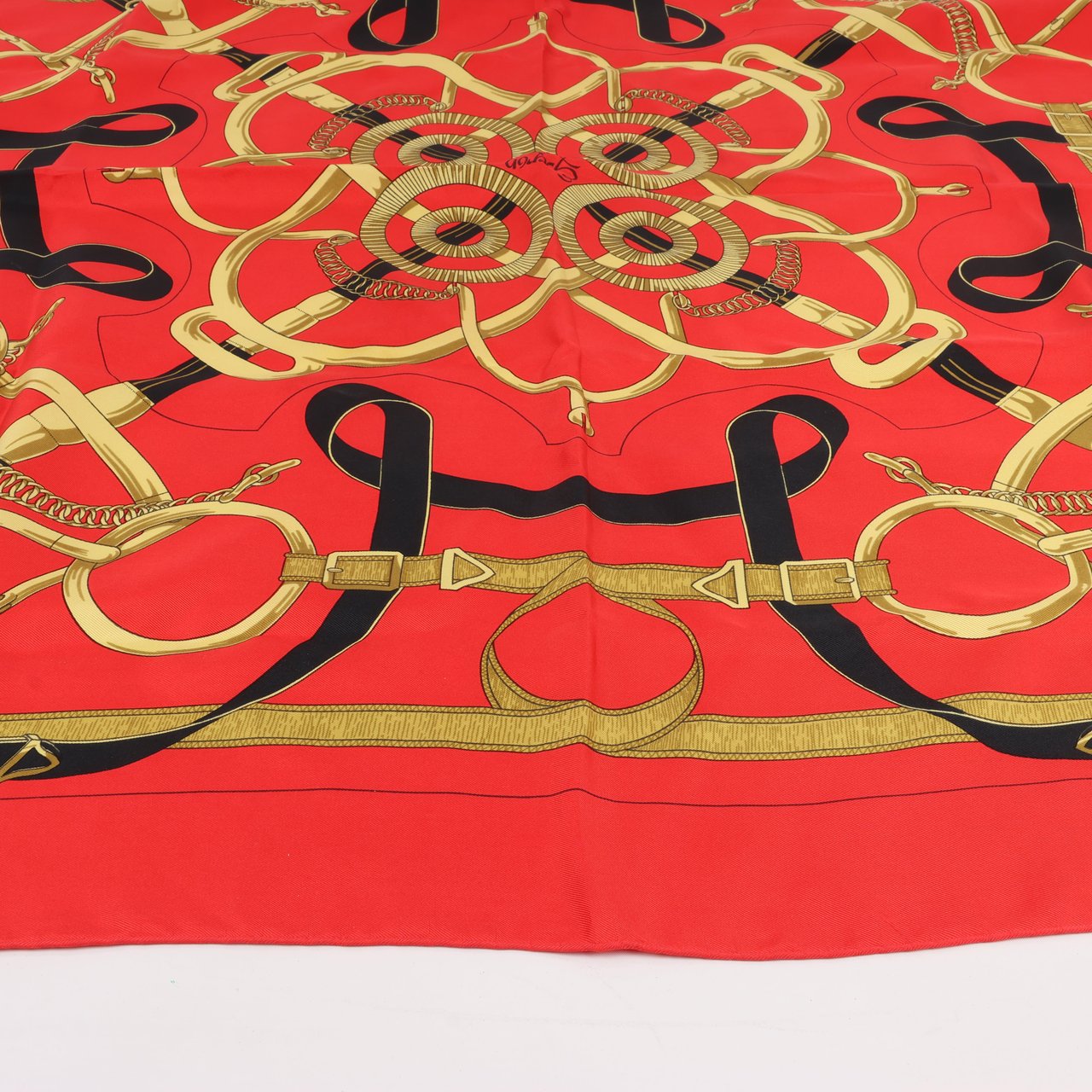 Hermès Hermès Carré 90 " Eperon d'or" Silk handkerchief in Red Rood