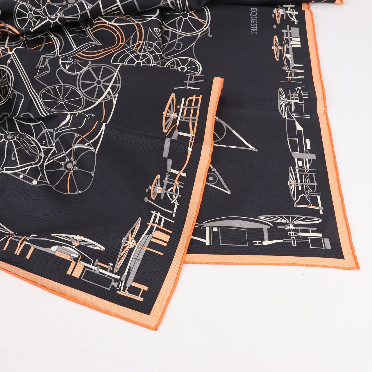 Hermès Hermès Carré 90 "COMPLICATION EQUESTRE" 100% Silk Scarf in Black Zwart