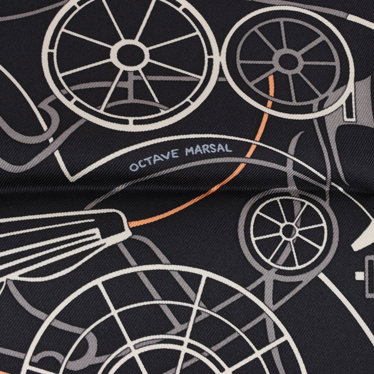 Hermès Hermès Carré 90 "COMPLICATION EQUESTRE" 100% Silk Scarf in Black Zwart