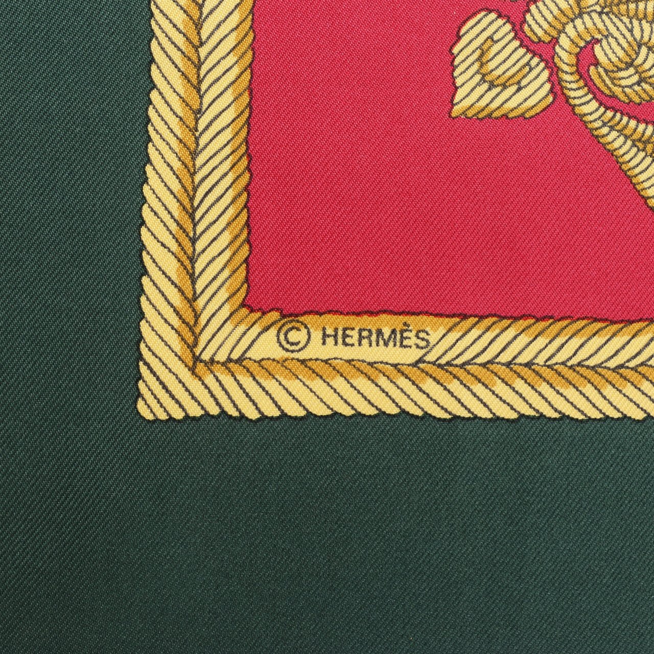 Hermès Hermès Carré 90 "FLVCTVAT NEC MERGITVR" 100% Silk Scarf in Green x Red Rood