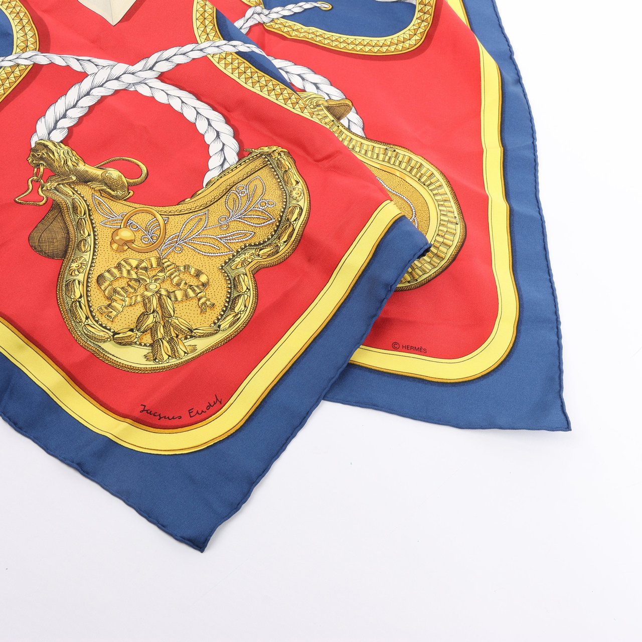 Hermès Hermès Carré 90 "GRAND APPARAT" 100% Silk Scarf in Navy x Red Rood