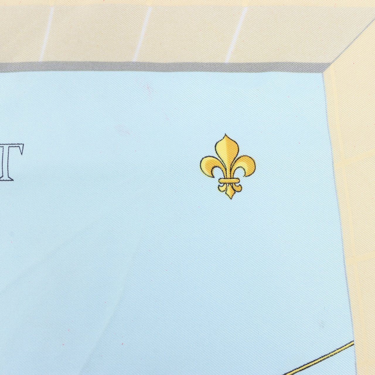 Hermès Hermès Carré 90 "GRAND APPARAT" 100% Silk Scarf in Navy x Red Rood