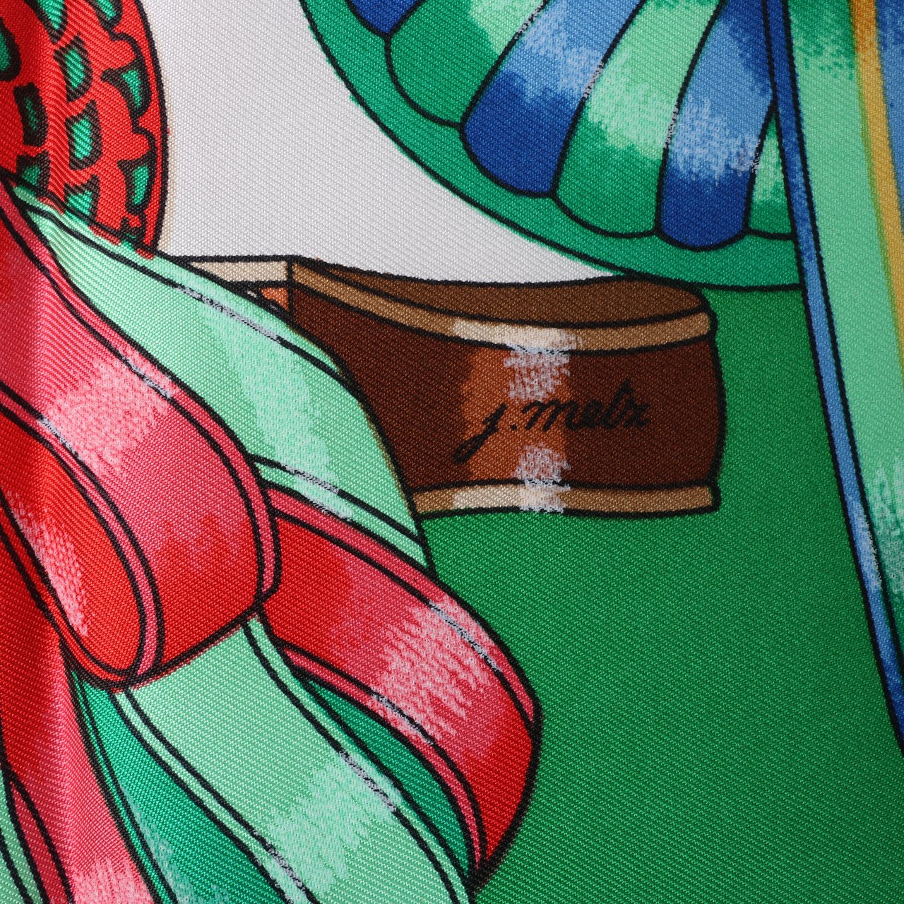 Hermès Hermès Carré 90 "Les Rubans du Cheval" 100% Silk Scarf in Green Groen