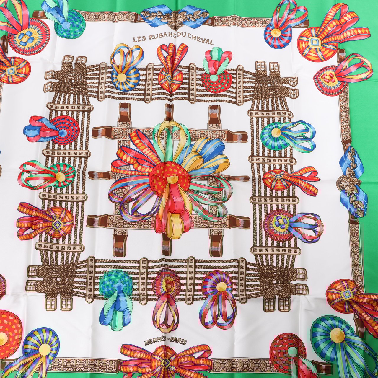 Hermès Hermès Carré 90 "Les Rubans du Cheval" 100% Silk Scarf in Green Groen