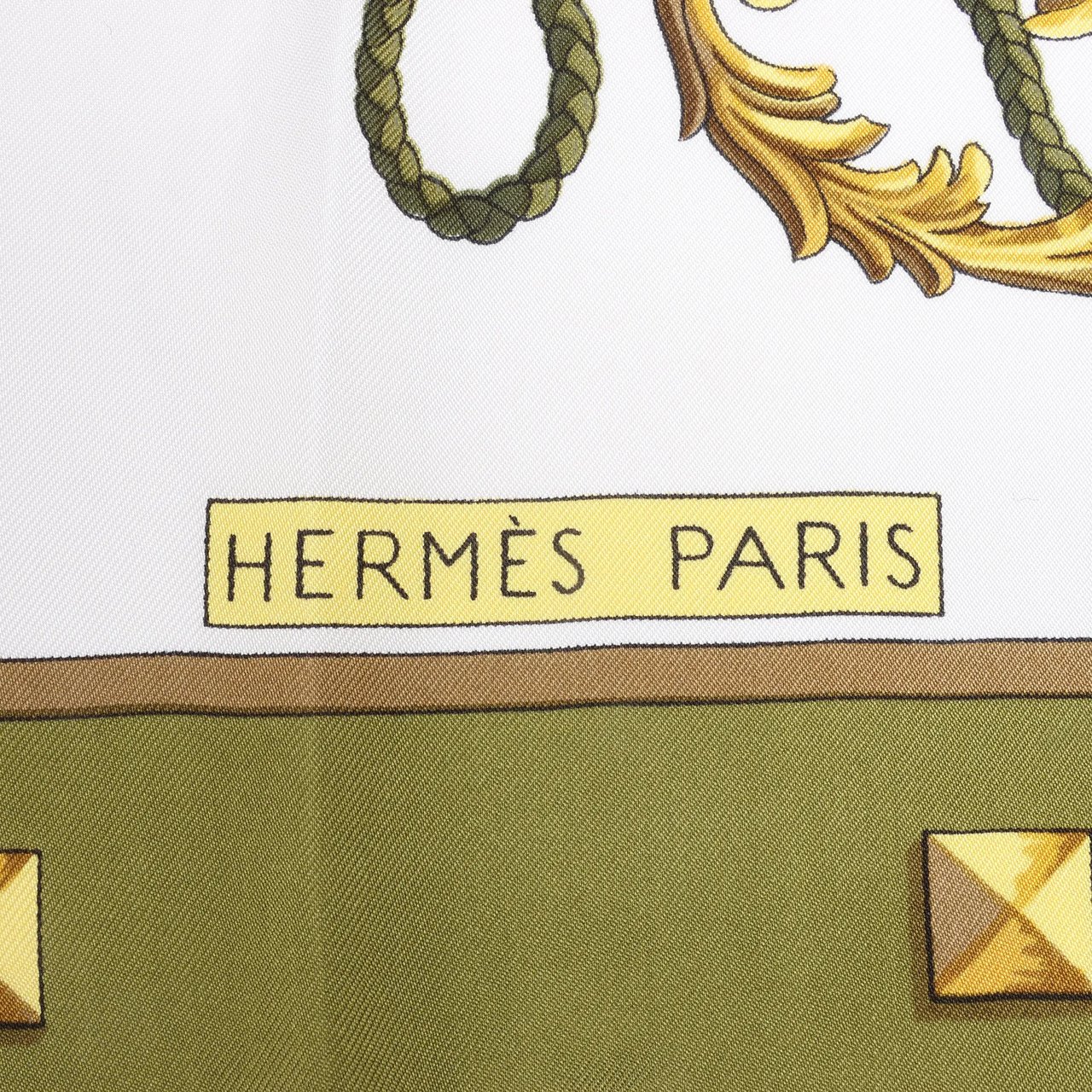 Hermès Hermès Carré 90 "LES CLES" Silk handkerchief in Khaki Bruin