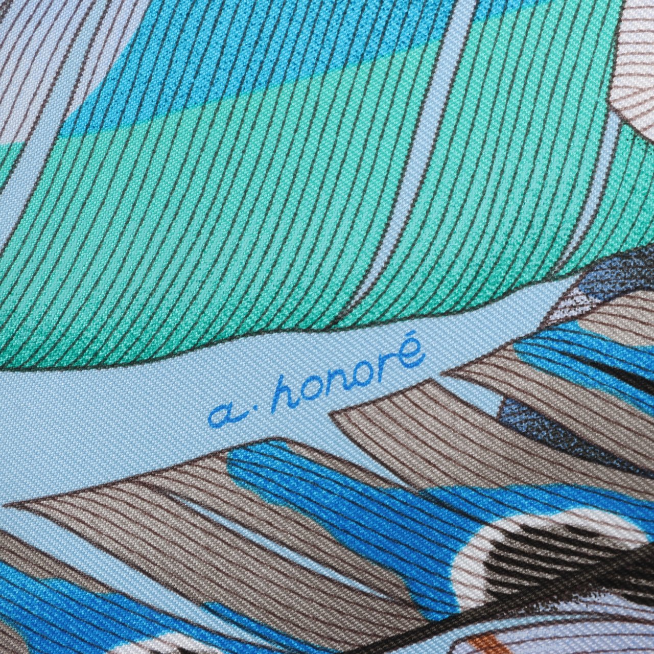 Hermès Hermès Carré 90 "PLUMES EN FETE" 100% Silk Scarf in Blue Blauw