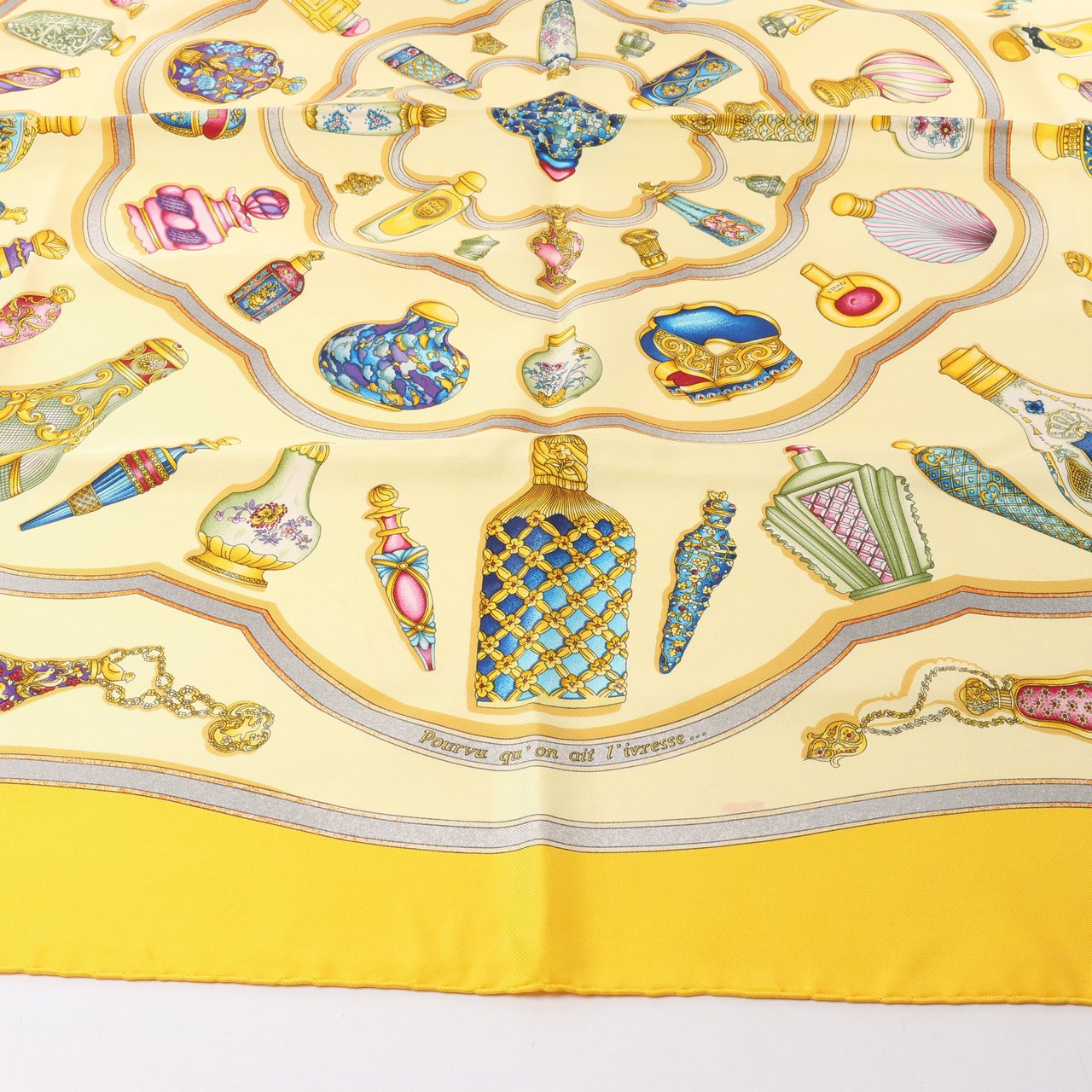 Hermès Hermès Carré 90 "Qu'importe le flacon" 100% Silk Scarf in Yellow Geel