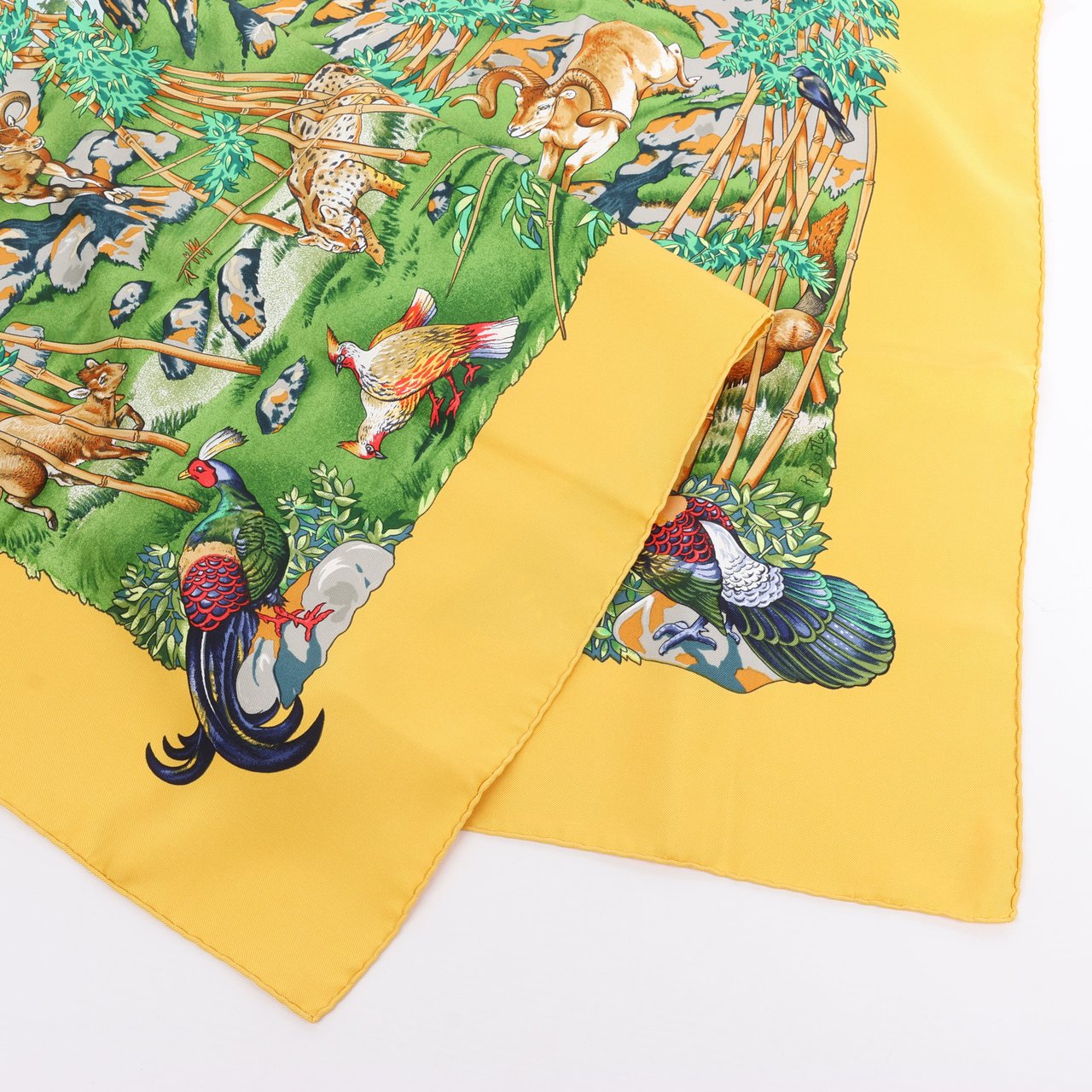 Hermès Hermès Carré 90 "SICHUAN " 100% Silk Scarf in Yellow Geel
