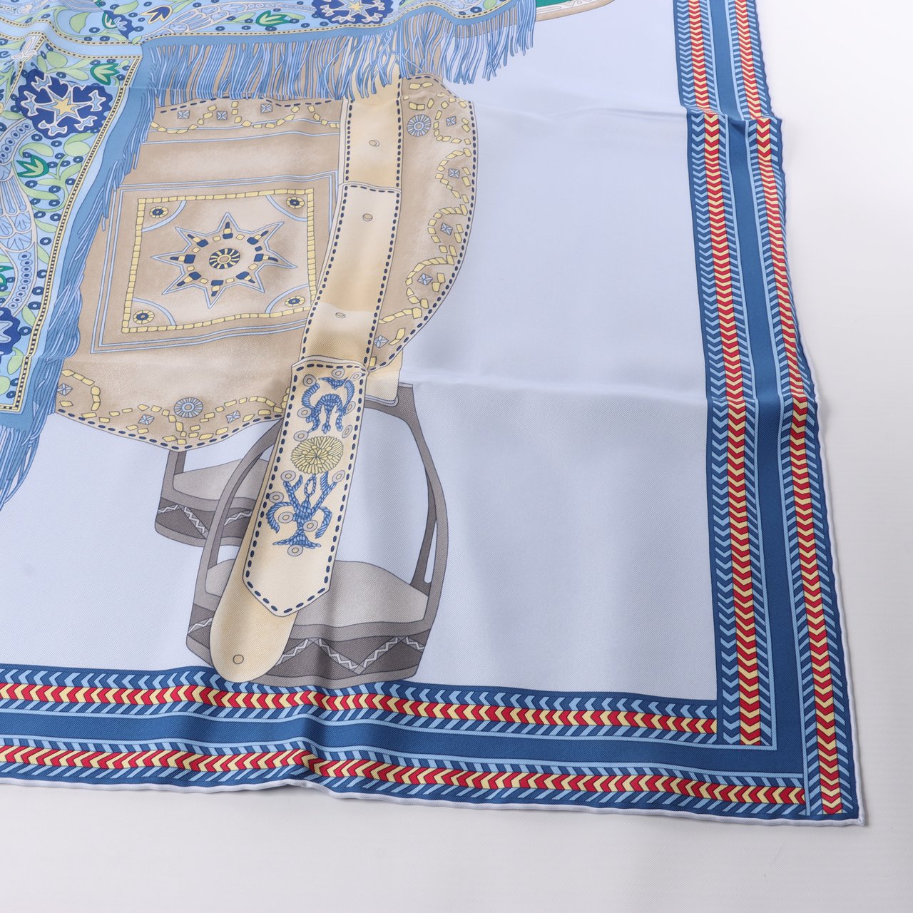 Hermès Hermès Carré 90 "Selle des Steppes" 100% Silk Scarf in Blue Blauw