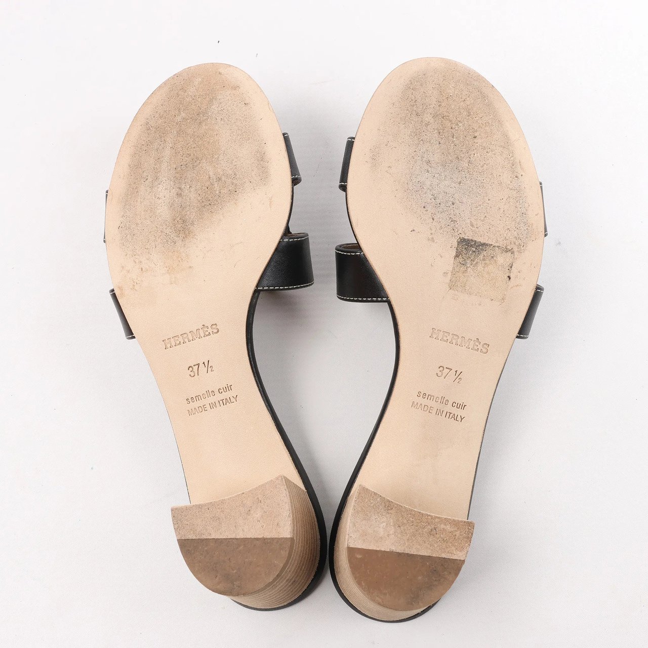 Hermès HERMES OASIS Leather Sandals in Black, Size 37.5 EU Zwart