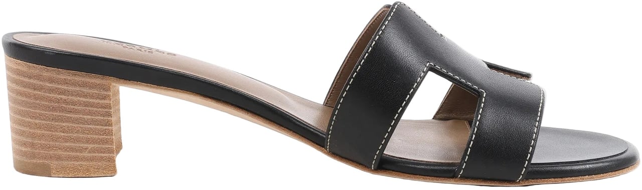 Hermès HERMES OASIS Leather Sandals in Black, Size 37.5 EU Zwart