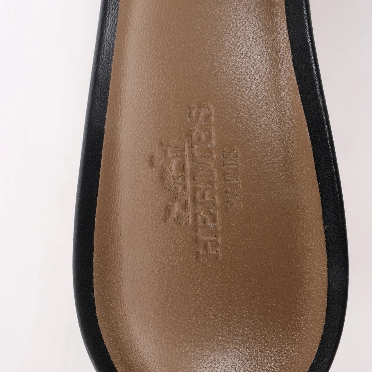 Hermès HERMES OASIS Leather Sandals in Black, Size 37.5 EU Zwart