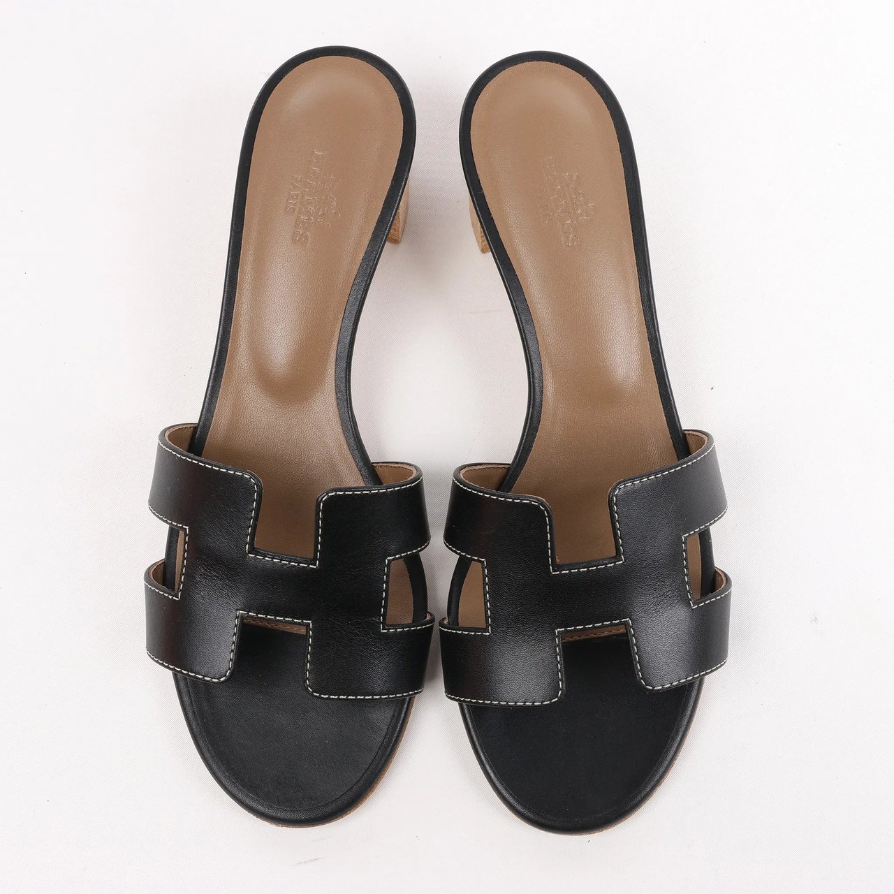Hermès HERMES OASIS Leather Sandals in Black, Size 37.5 EU Zwart