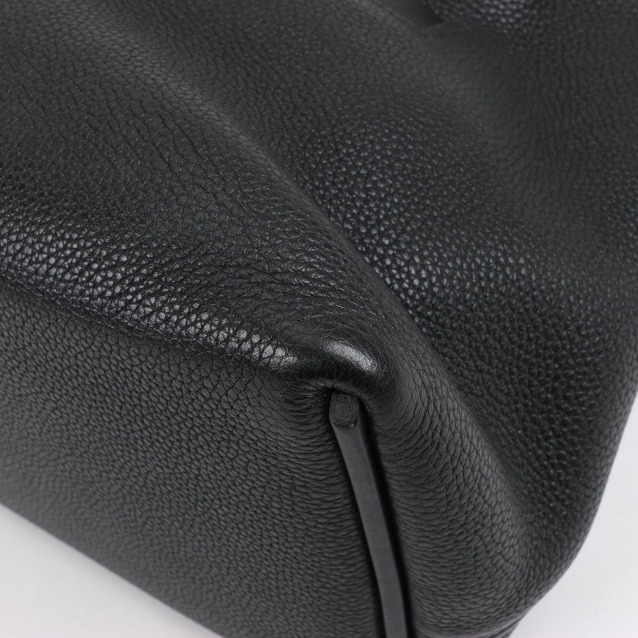 Hermès HERMES 24/24 29 Togo Leather Handbag in Black and Gold Metal Fittings D: 2019 Zwart