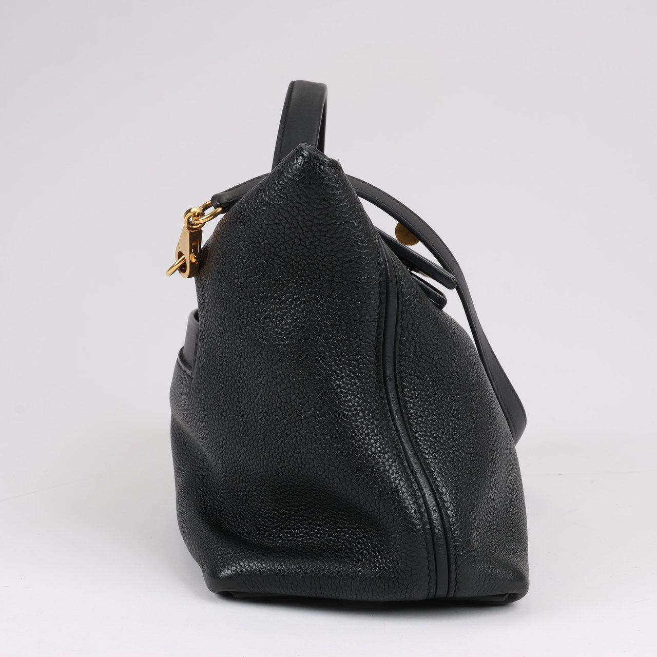 Hermès HERMES 24/24 29 Togo Leather Handbag in Black and Gold Metal Fittings D: 2019 Zwart