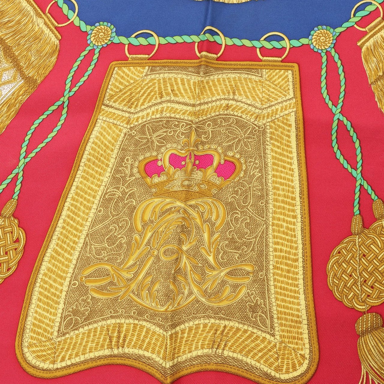 Hermès Hermès Carré 90 "Poste et Cavalerie Saber" Silk handkerchief in Red Rood